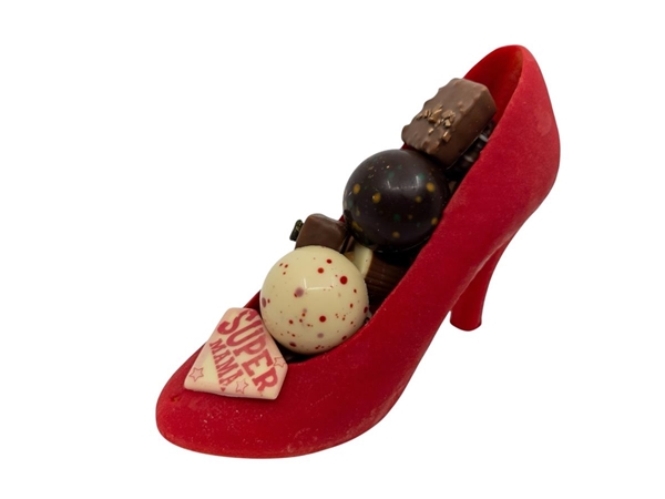 Chocolade pump gevuld met bonbons